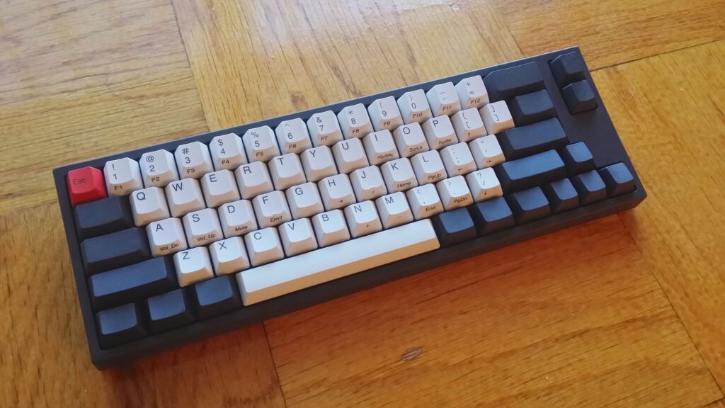 Bàn phím cơ mini Leopold FC660C có giá không tưởng lên đến 5,5 triệu đồng