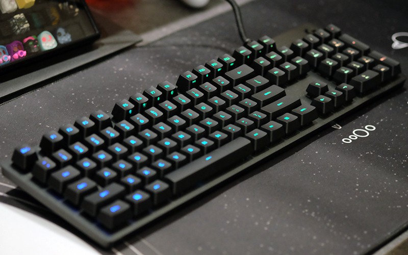 Logitech G512 – Bàn phím cơ gaming RGB cao cấp nhất giá khoảng 2,5 triệu đồng