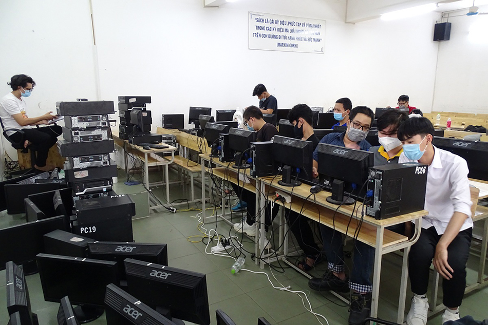 Thu mua máy tính cũ văn phòng Gò Vấp